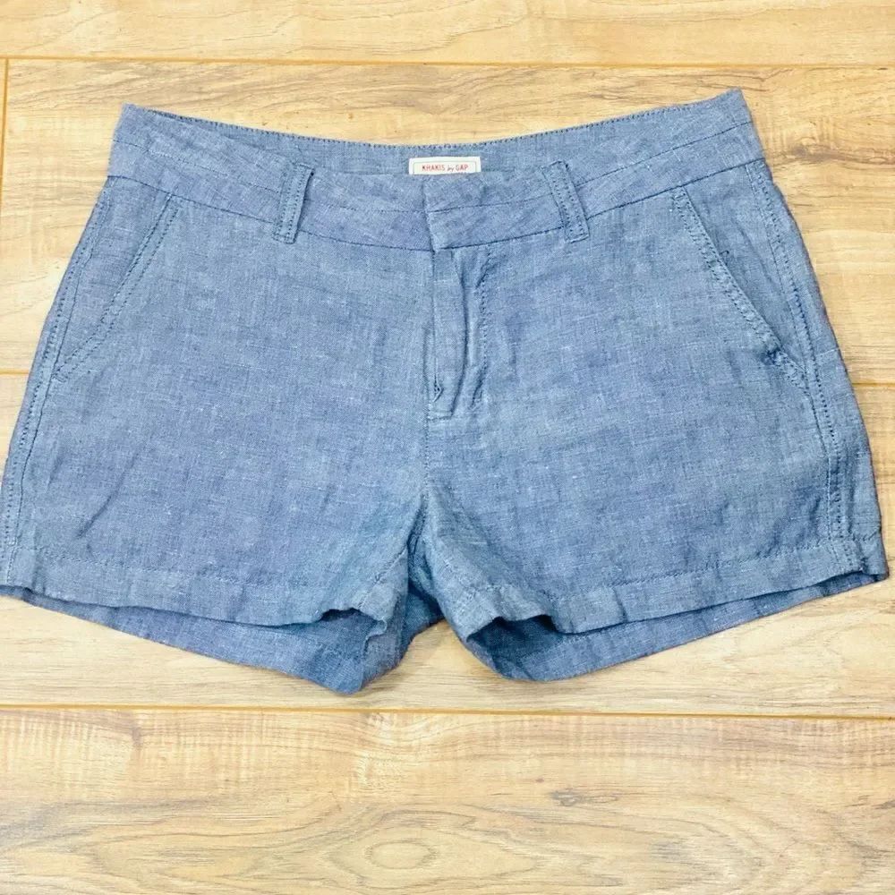 Khakis by Gap Flat Front Chambray City Shorts